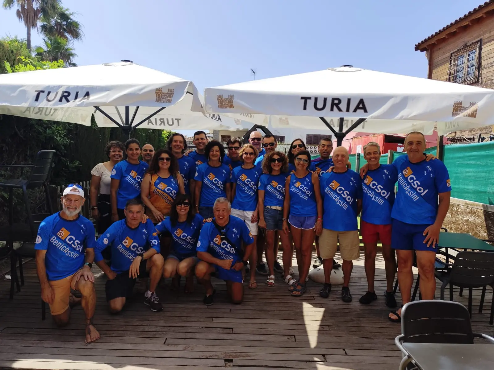 Equipo GSol Benicàssim de comida